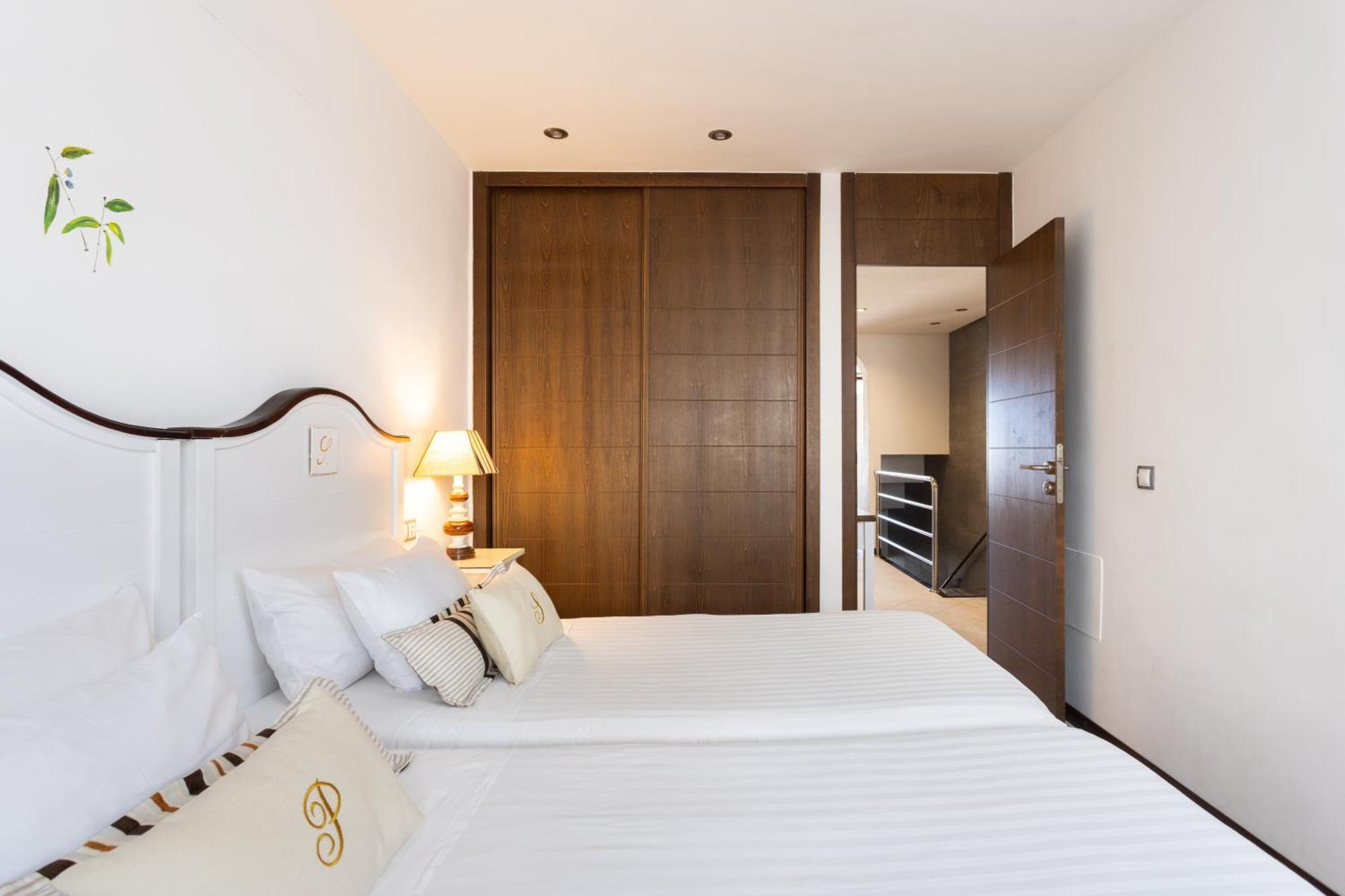 The Paradise Suites By Anne, Charm Apartment In Adeje Адехе Екстериор снимка