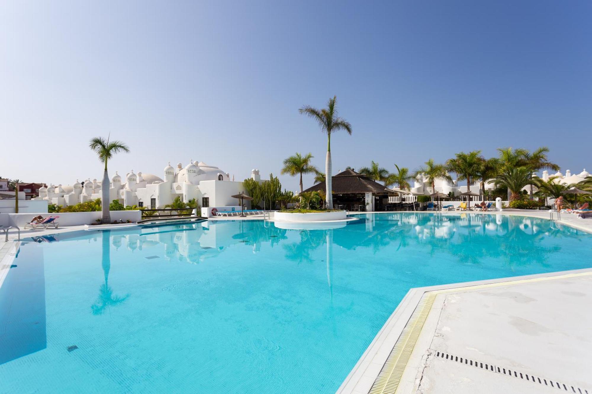The Paradise Suites By Anne, Charm Apartment In Adeje Адехе Екстериор снимка